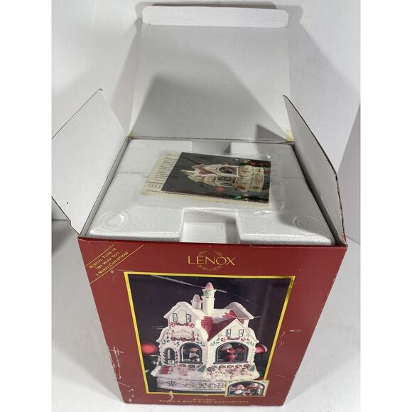 LENOX SANTA\'S BAKE SHOP MUSICAL CENTERPIECE sculpture Musical New #800803 Sealed